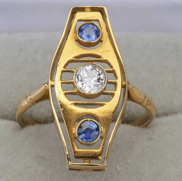 Gold ring Navette .Tsarist Russia 19/20 Century