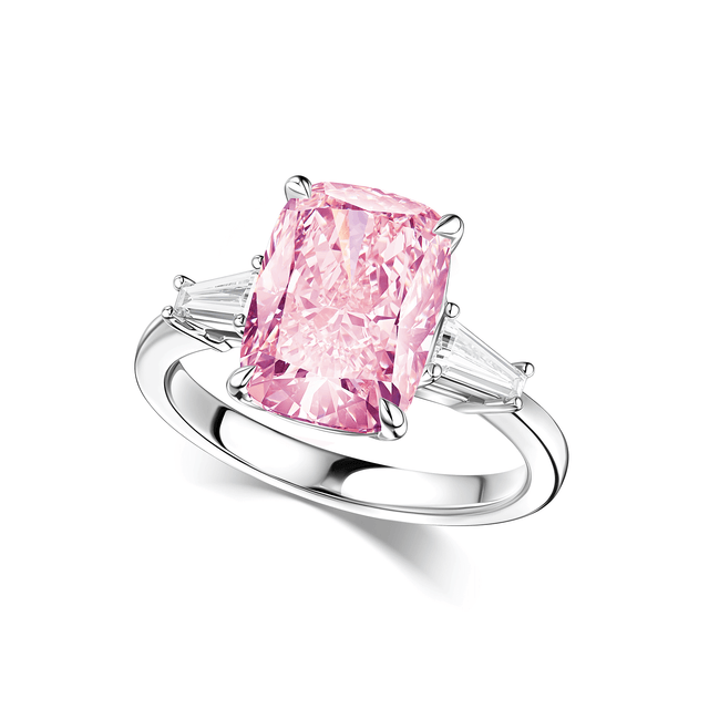 DIAMOND RING