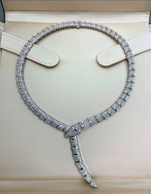BVLGARI-style luxury necklace