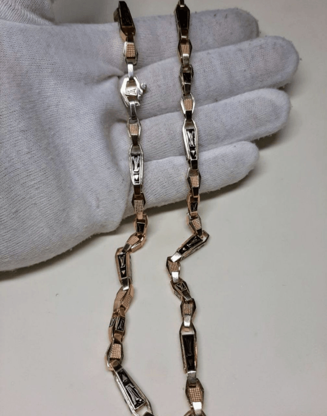 Louis Vuitton style Chain